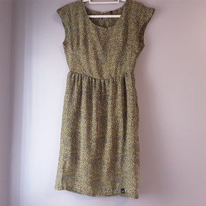Elegant Gold Midi Dress
